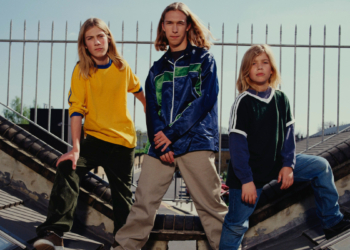 4 Songs That Sound Like Walking Around the Mall in the 1990s