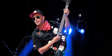 Tom Morello Recalls the One Thing He Was Forbidden to Do With Late Legend Randy Rhoads’ Guitar