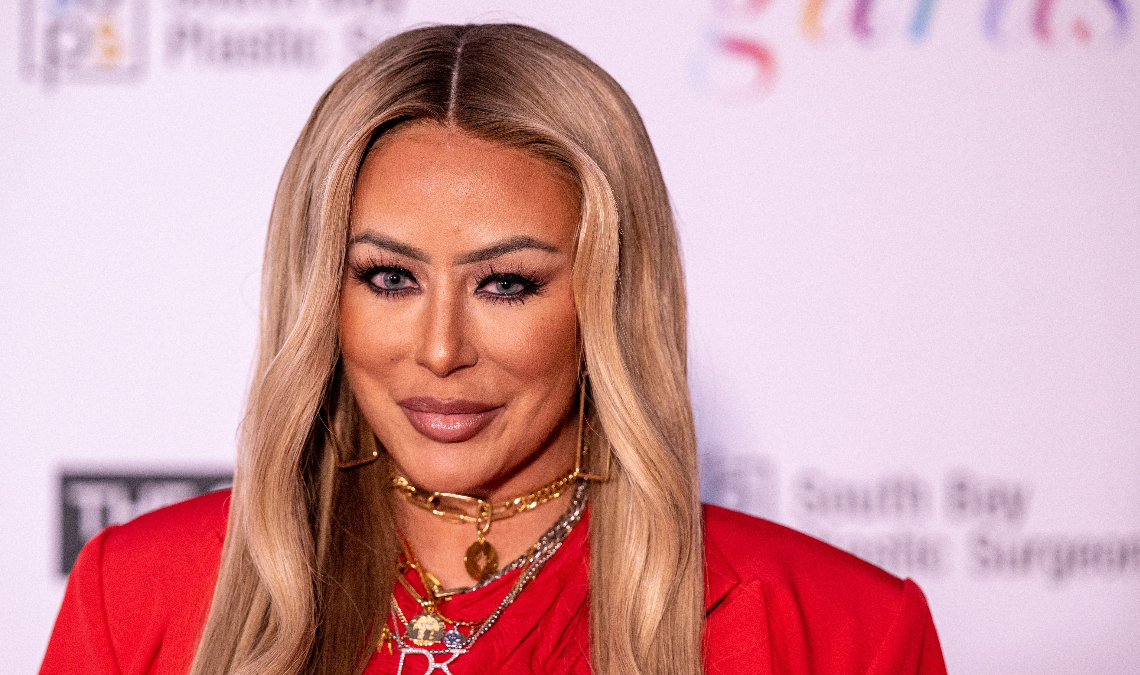 Pop Singer Says She Was Served Lawsuit in Middle of Concert