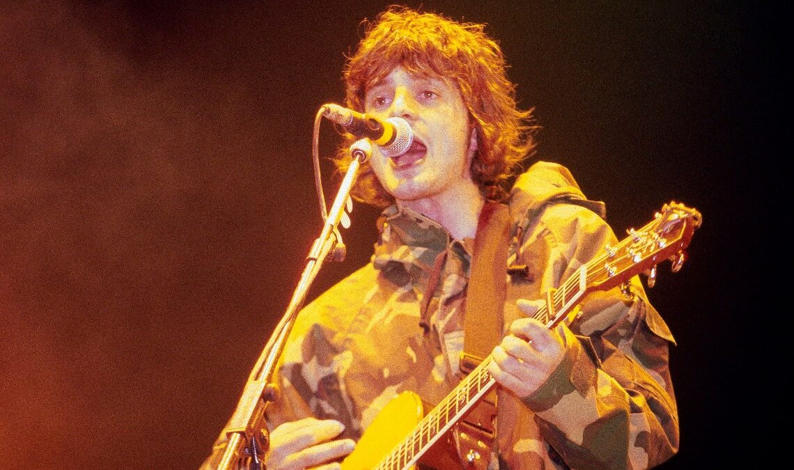 90s British Rock Frontman Steps Away From Music Amid Ongoing Health Concerns