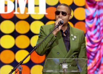 Why Nas Randomly Dissed One of the Biggest Pop Stars in the World in 2020