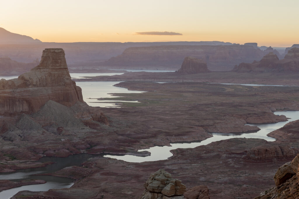 In a thirsty swing state, the hot-button issue is water