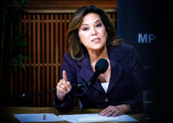 Michele Tafoya, NFL reporter turned Senate hopeful, toes the line on Trump