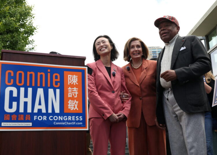 Nancy Pelosi goes all in on helping elect an underdog as her successor