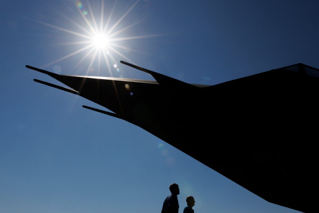In broad daylight, Smithsonian readies a once-secret stealth fighter for debut