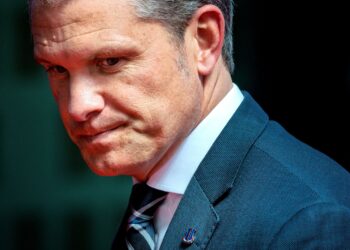 Vance makes Tehran outreach as Middle East braces for resumption of Iran war