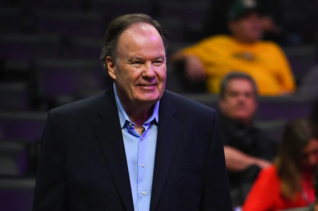 Actor Dennis Haskins looks on before an NBA game.