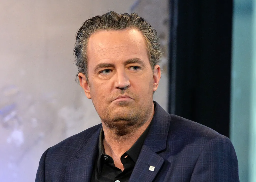 Actor Matthew Perry discussing his show 