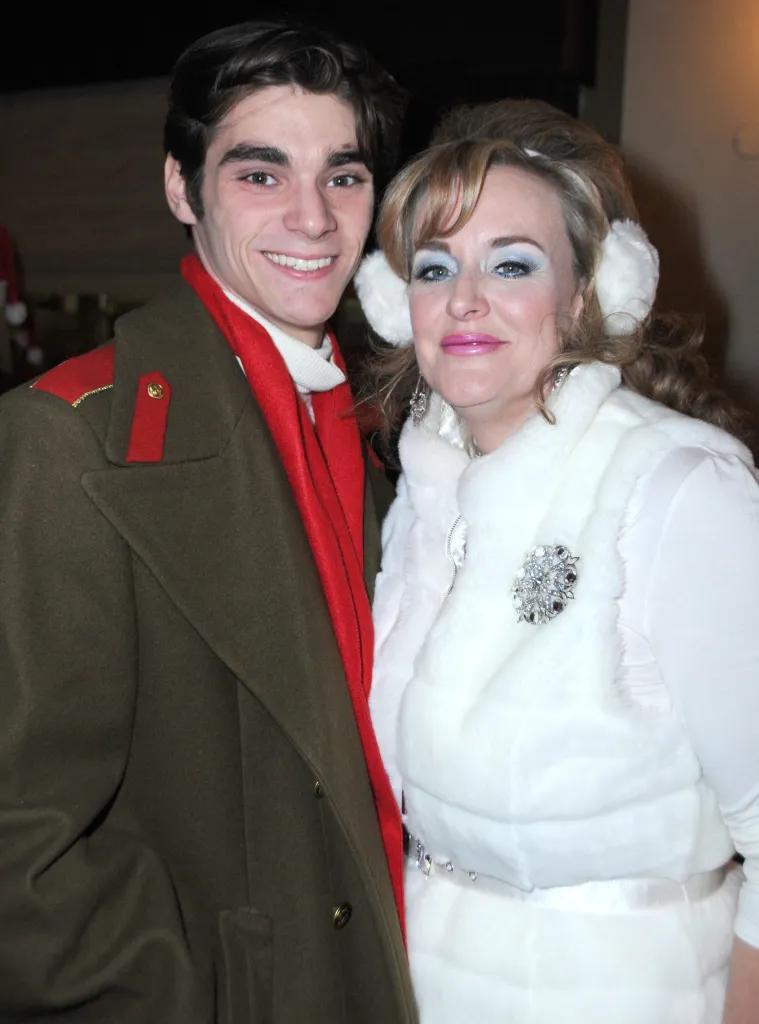 Actor RJ Mitte and his mother Dyna Mitte pose together.
