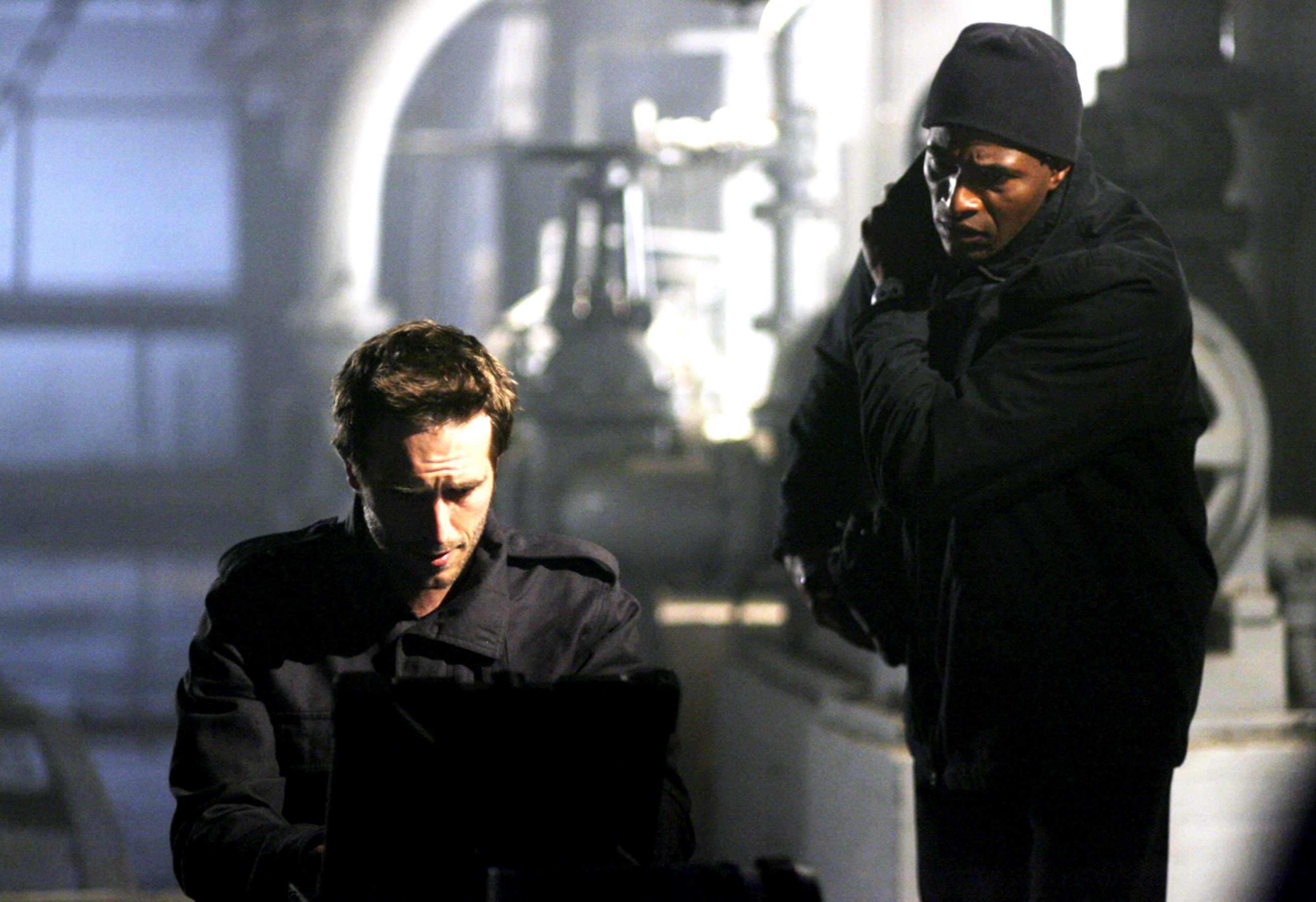 Michael Vartan and Carl Lumbly in a scene from the television show 