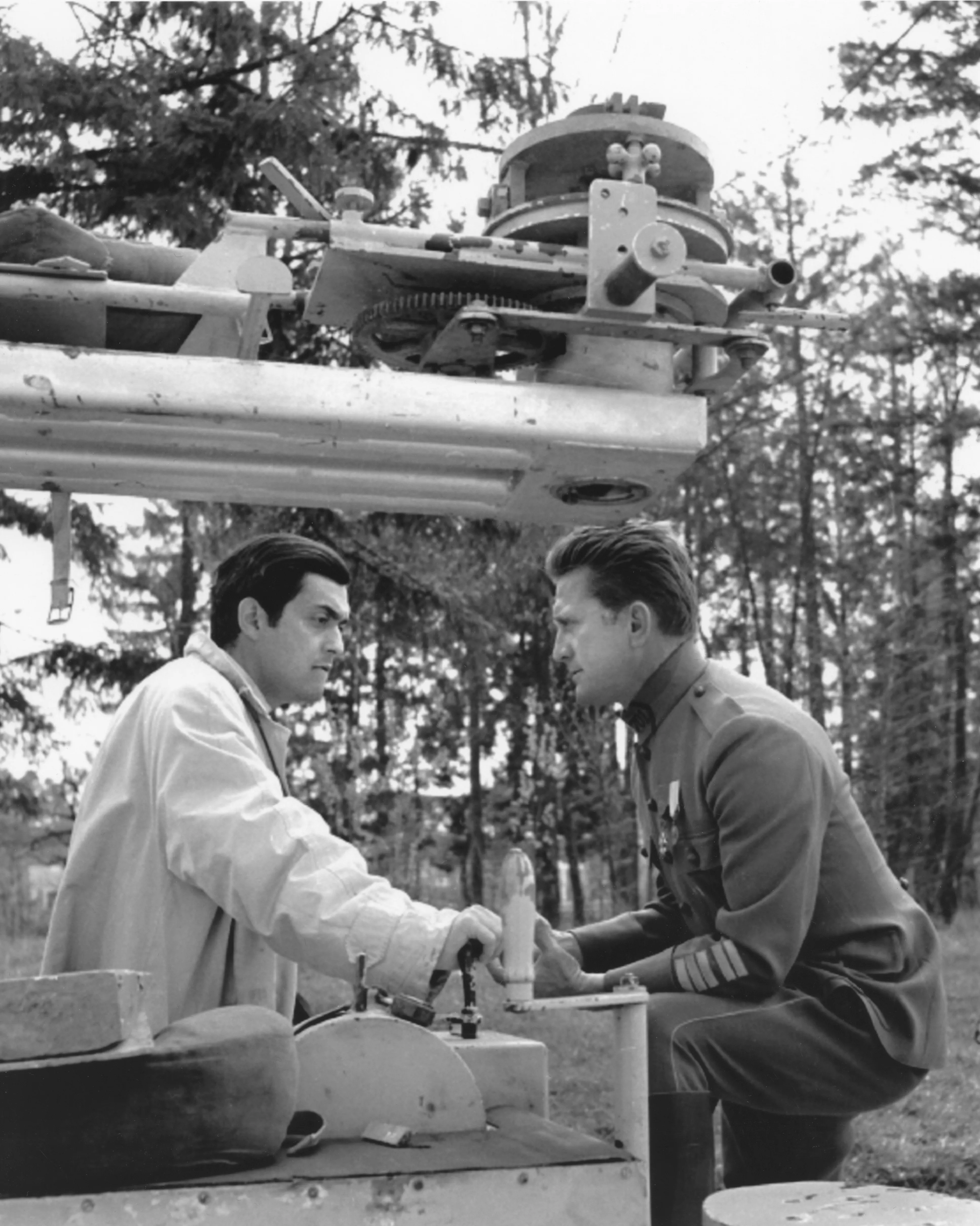 Kirk Douglas and Stanley Kubrick on 
