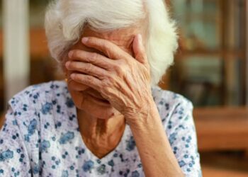 Dear Abby: Should I tell my son the truth about his beloved grandma?