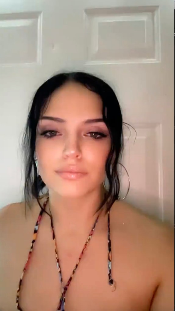 Autum Urker, Ken Urker's sister
