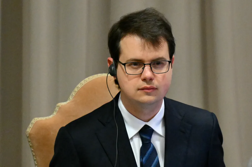 Christopher Olah, co-founder of Anthropic, attending a presentation in The Vatican.