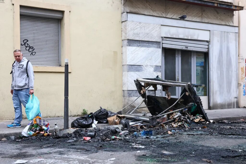 Democrats scheme to turn the US into France — riots and all