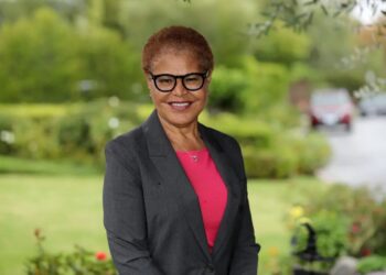It took four years, but Karen Bass finally shows flashes of common sense