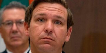 GOP candidate risking Florida gerrymandered seat: ‘Haven’t seen him around’