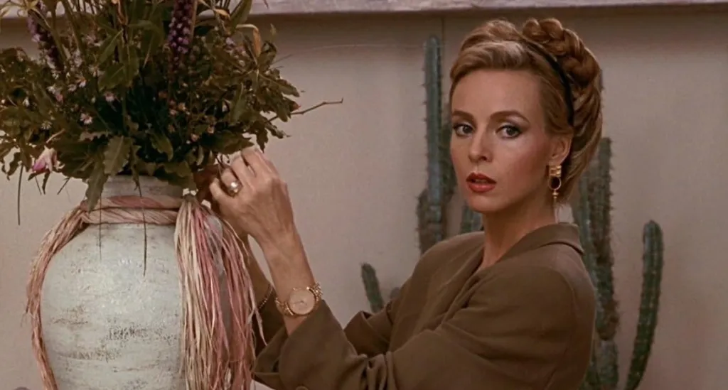 Dey Young as the receptionist in Pretty Woman.