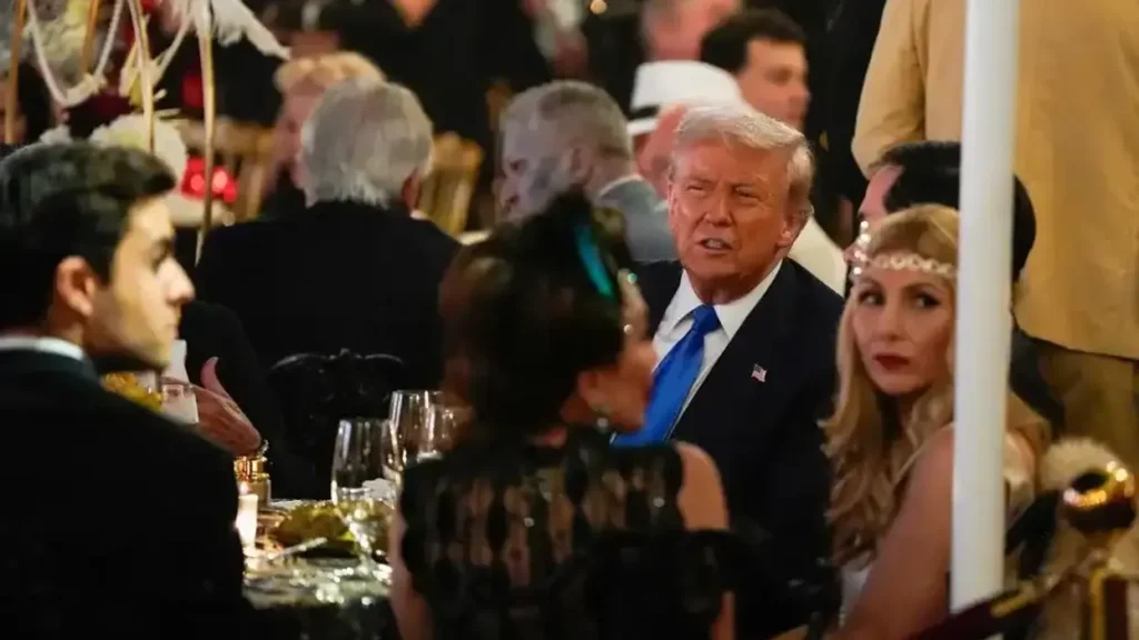 Republicans yank their money from Trump’s businesses as his approval craters: report