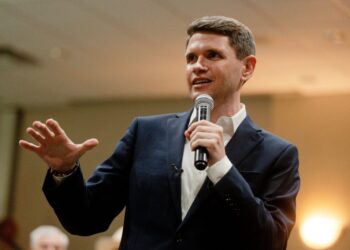 Senate Republicans are getting smoked in fundraising
