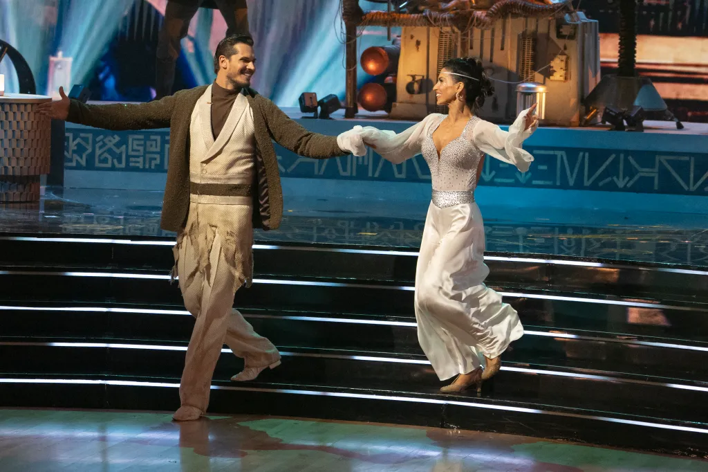 Gleb Savchenko and Hilaria Baldwin perform on Dancing with the Stars.