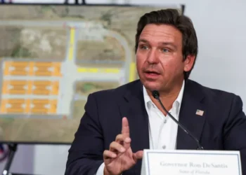 ‘Who advised him?’ Laughter as ‘panicked’ Ron DeSantis exposes his own side’s big weakness