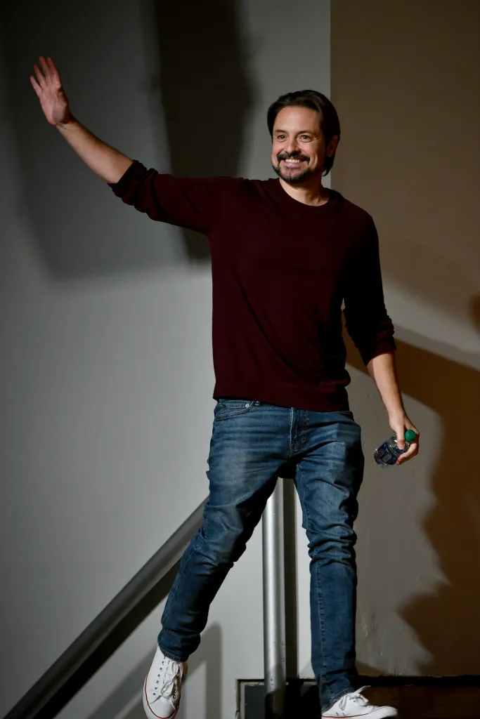 Will Friedle waves and smiles as he walks on stage.