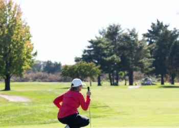 Why the Trump administration is fighting over a golf course