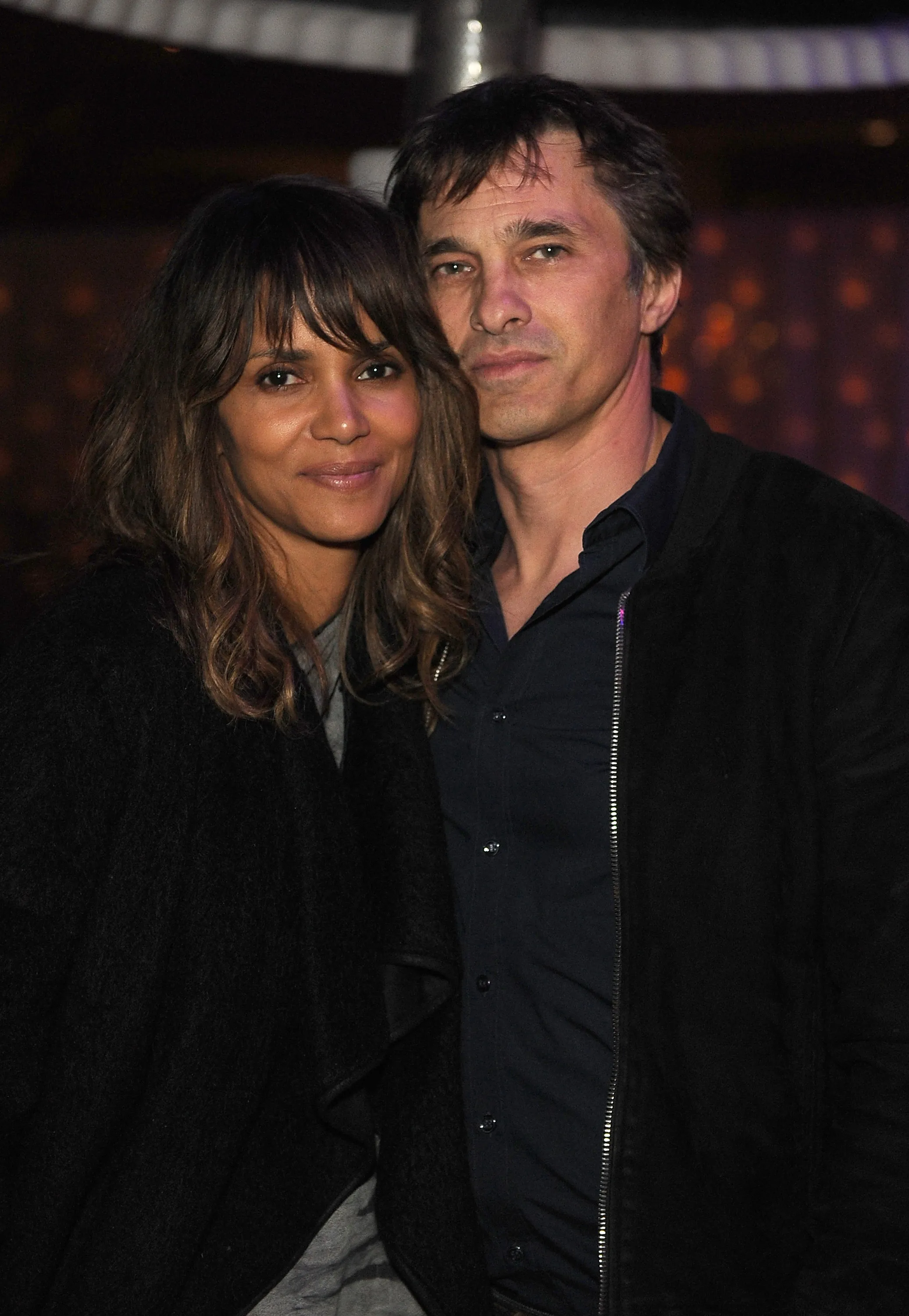 Halle Berry and Olivier Martinez posing together.