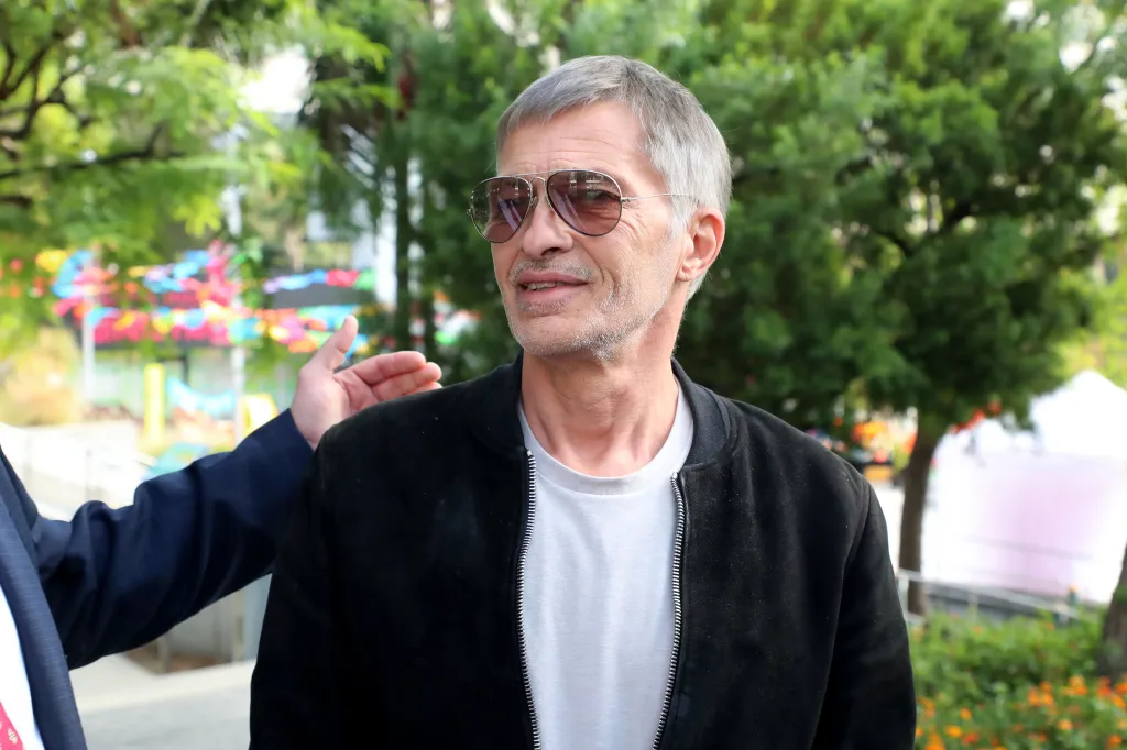 Olivier Martinez wearing sunglasses and a black jacket in Los Angeles.