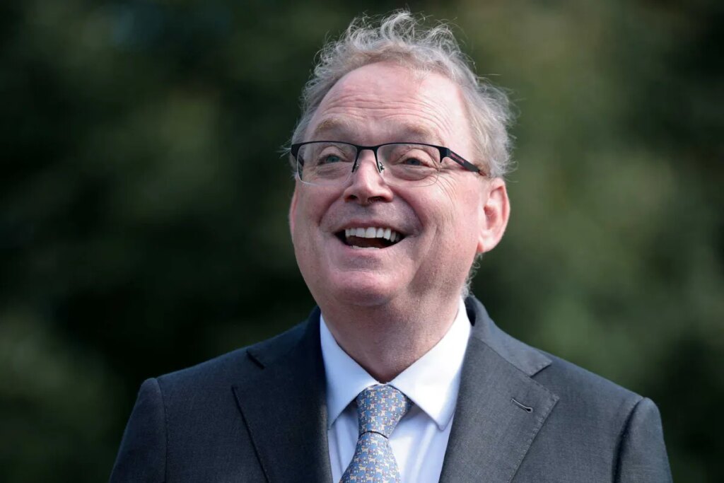 Trump’s top economic adviser ridiculed after bashing ‘myth’: ‘That should do it’