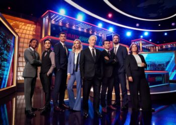 Jon Stewart extends his ‘Daily Show’ gig through 2028