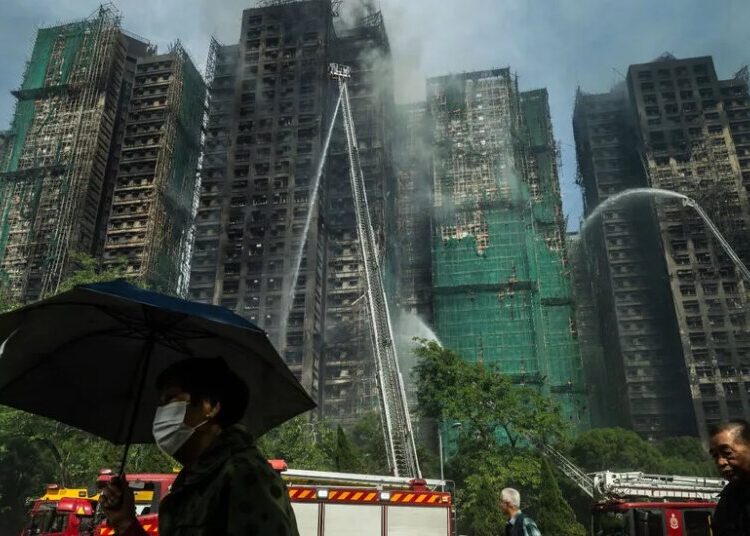 Hong Kong Leader Apologizes for Deadly Fire and Blames Construction Industry