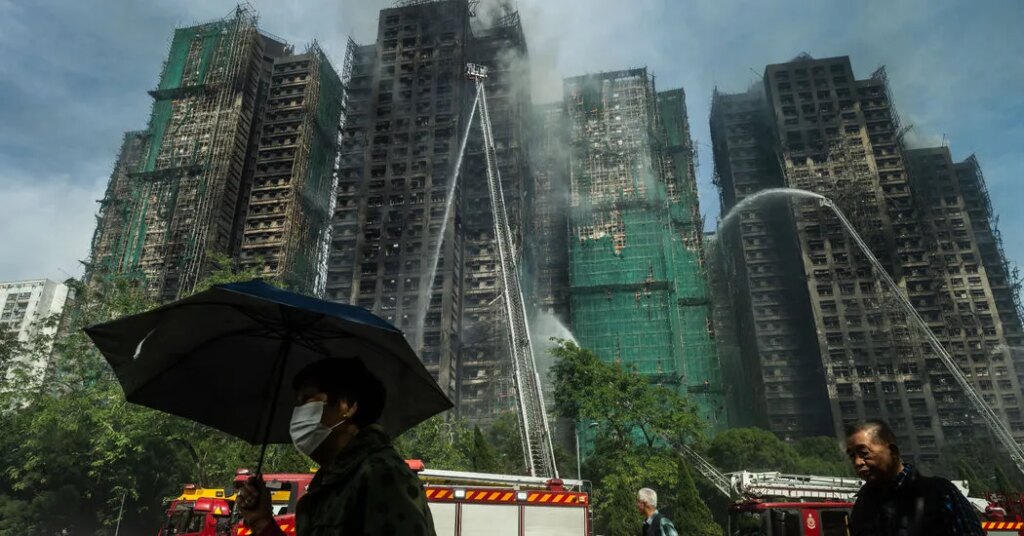 Hong Kong Leader Apologizes for Deadly Fire and Blames Construction Industry