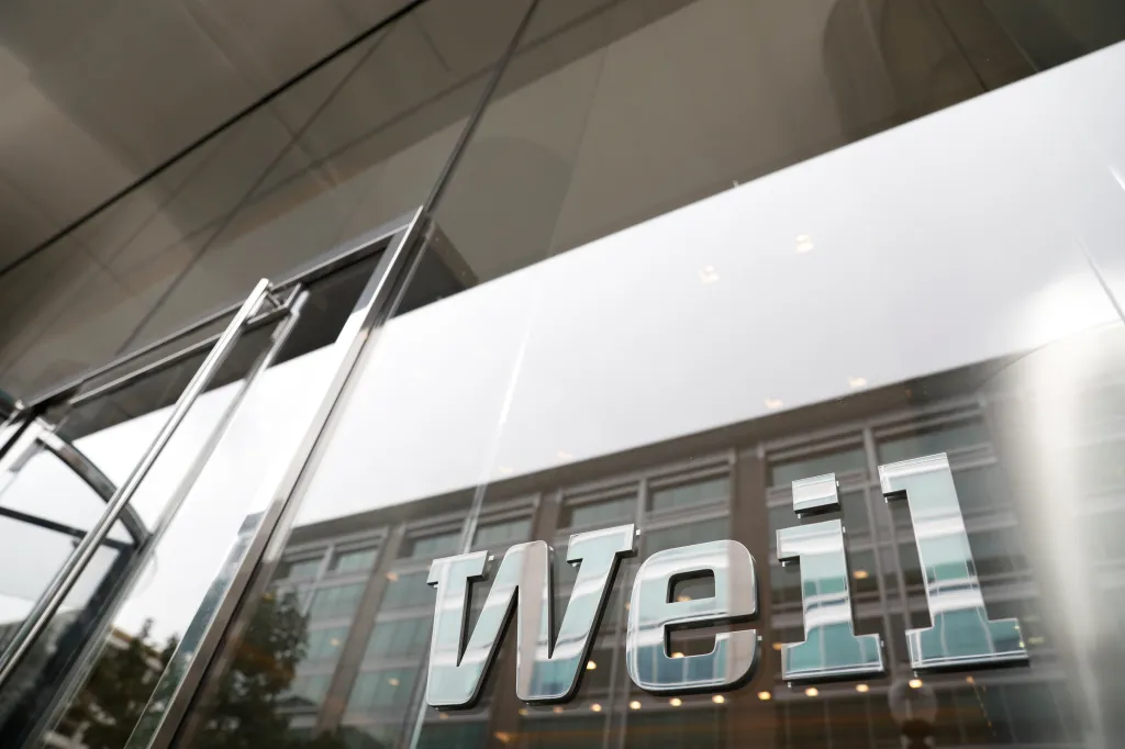 The logo of the law firm Weil, Gotshal & Manges LLP outside its office.