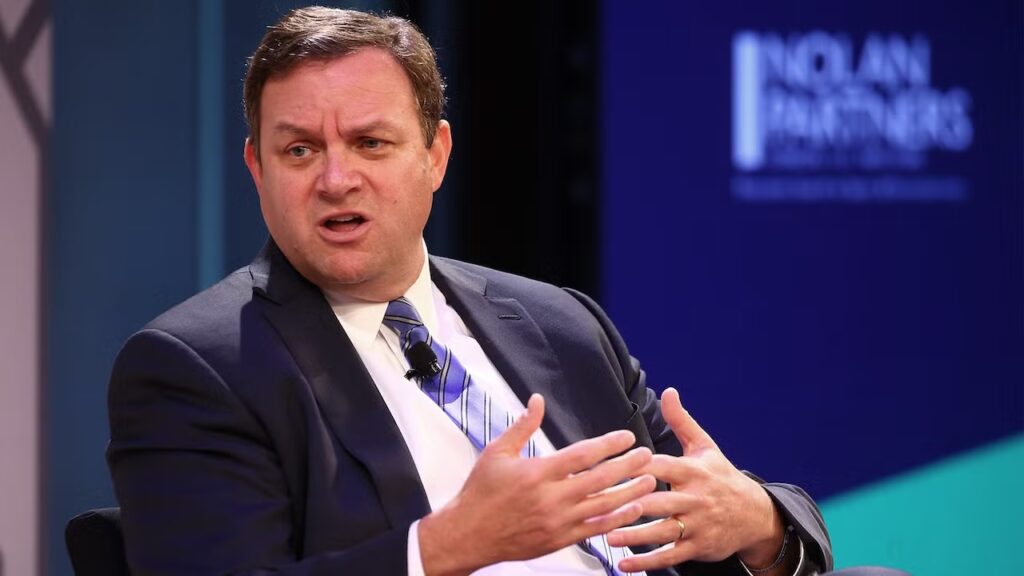 Versant CEO Says Buying Skydance Cable Networks Is ‘Probably Not in Our Short-Term Future’