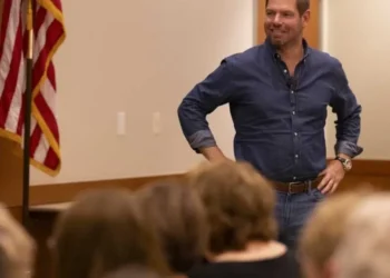 Ex-Swalwell ally’s ‘cesspool’ warning back in spotlight after raid: ‘Start investigating’