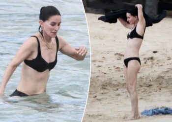 Courteney Cox, 62, turns heads in black bikini during Hawaiian beach trip
