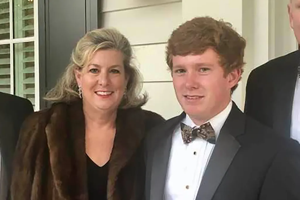 Maggie and Paul Murdaugh posing for a photo.