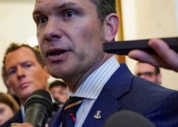 Hegseth leaves troops exposed to spies as Pentagon ignores phone security warnings: report