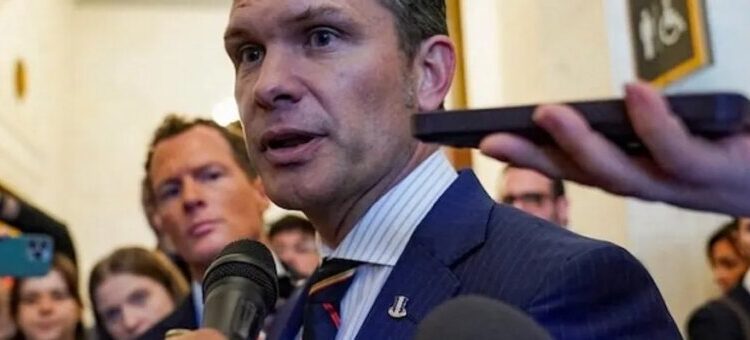 Hegseth leaves troops exposed to spies as Pentagon ignores phone security warnings: report