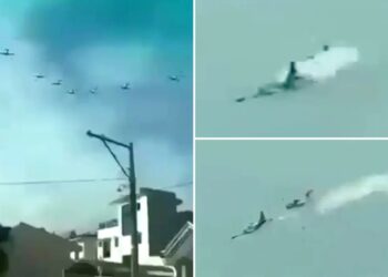 2 Philippine air force planes collide during training flight, killing all 4 pilots