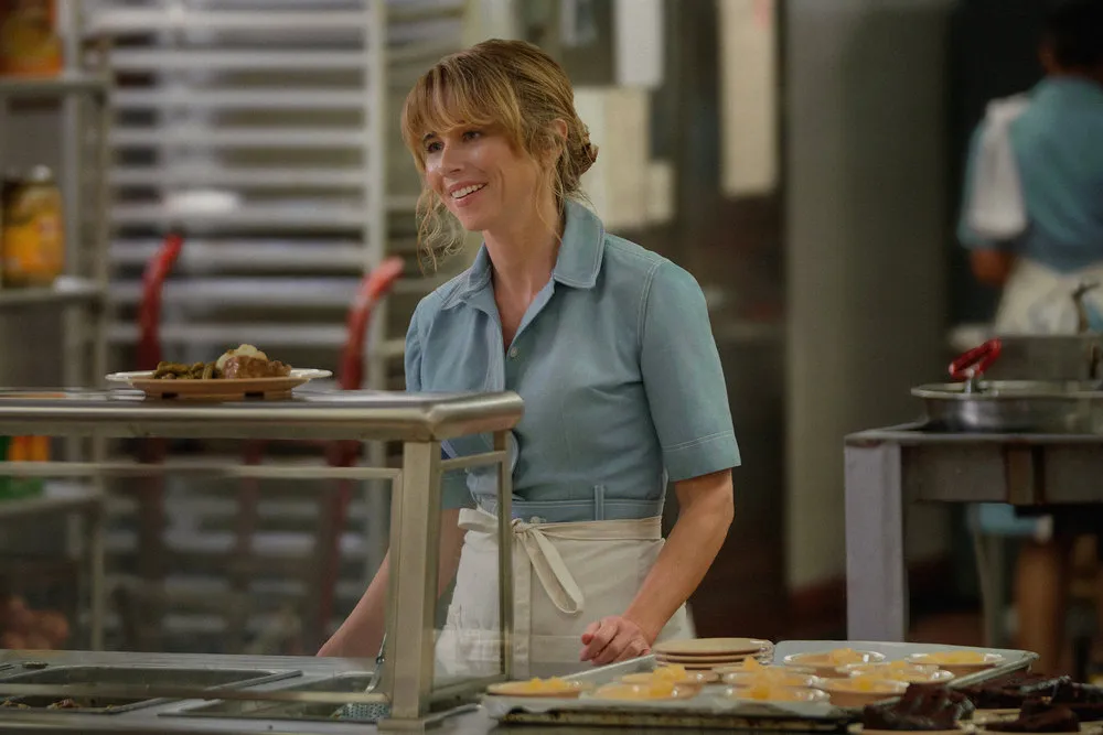 Linda Cardellini as Pam in 