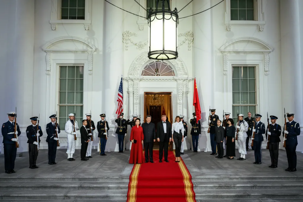 President Donald J. Trump and First Lady Melania Trump greet President Xi Jinping of China and First Lady Peng Liyuan at the North Portico of the White House before a State Dinner.