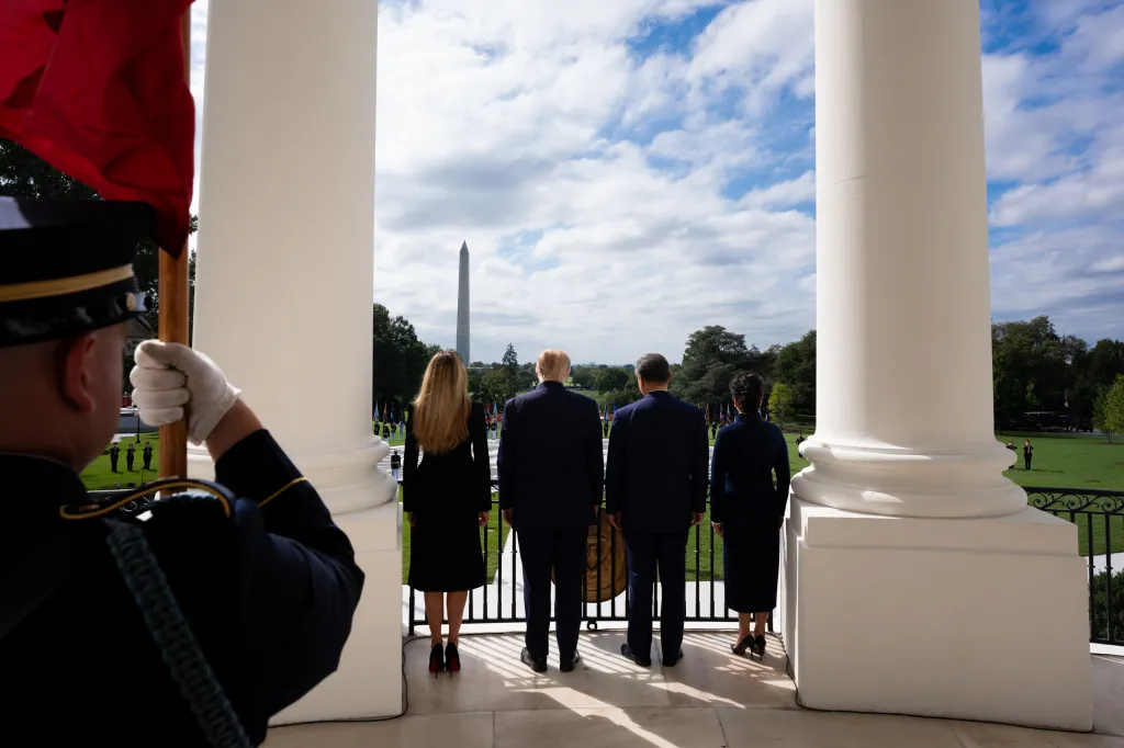 President Donald J. Trump and First Lady Melania Trump greet President Xi Jinping of China and First Lady Peng Liyuan at the South Portico during a State Arrival ceremony.