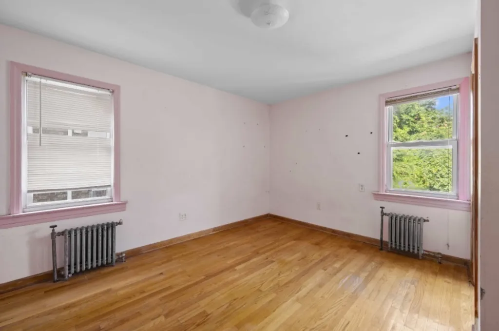 The home later became tied up in years of forfeiture litigation.