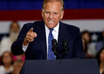 Union workers speak out about ‘arrogant’ MAGA candidate as midterms near