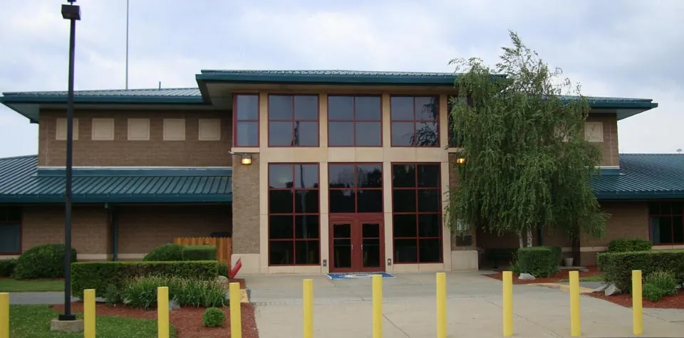 Exterior view of FCI Allenwood Low.