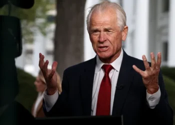 Foul-mouthed Trump adviser caught on hot mic begging for media attention