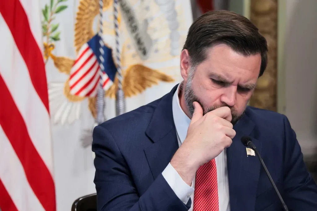 JD Vance’s ‘inexplicable’ response to military widow shocks CNN conservative